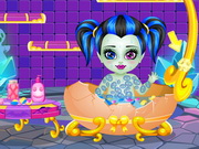 Play Baby Monster High Shower Fun