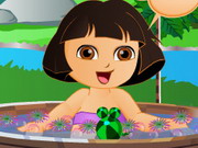 Play Cute Dora Bathing