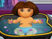 Play Dora Bathing