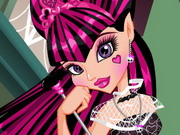 Play Draculaura Sweet 1600 Makeover