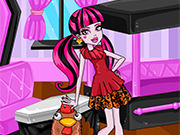 Play Draculaura Thanksgiving Total Makeover