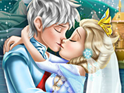 Play Elsa Wedding Kiss