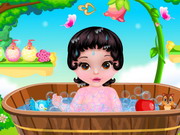 Play Fairytale Baby Snow White Caring