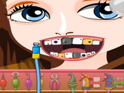 Play Modern Girl At Dentist