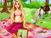 Play Pregnant Rapunzel Picnic Day