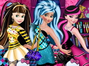 Play Princesses In Monster High